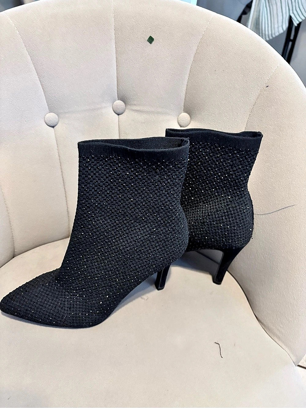 MIA Mercy Black Pointed Toe Heeled Ankle Boots US 6M